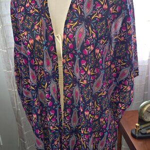 Semi sheer Kimono Xhileration M/L purples pinks